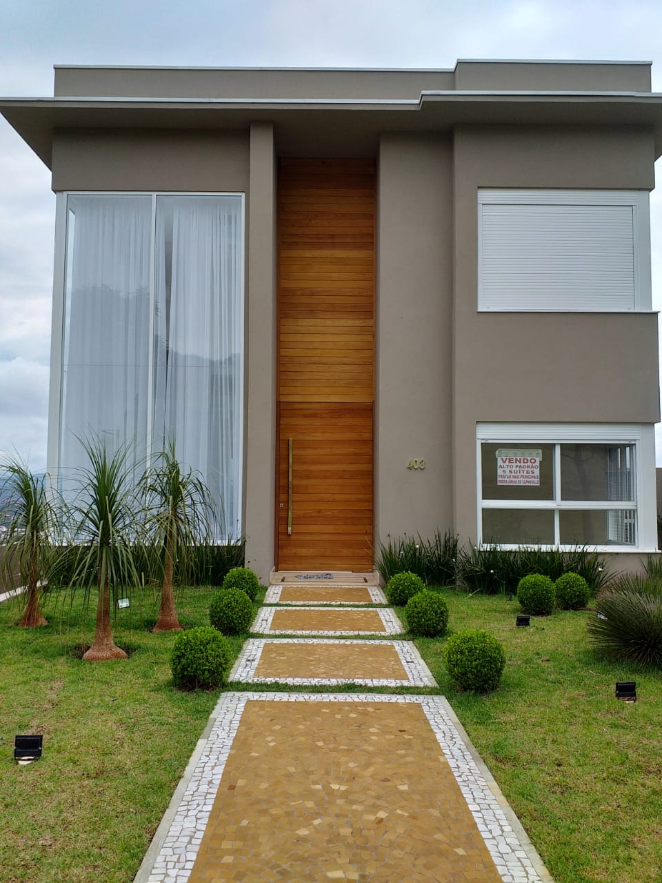 #487 - Casa para Venda em Santana de Parnaíba - SP