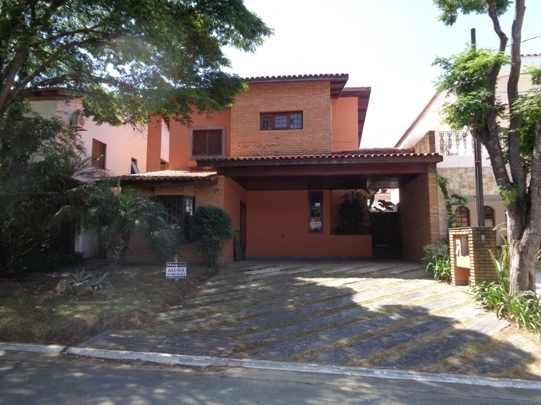 #802 - Casa em condomínio para Locação em Santana de Parnaíba - SP
