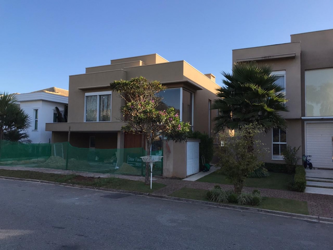 #819 - Casa em condomínio para Venda em Santana de Parnaíba - SP