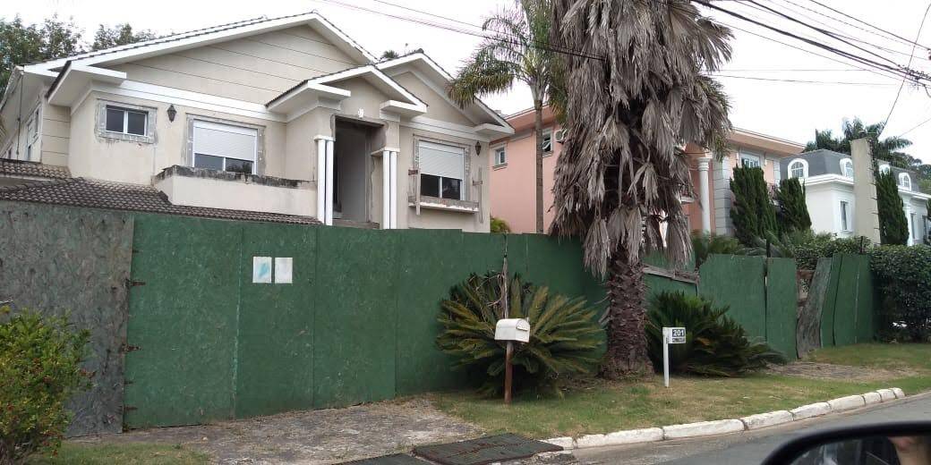 #841 - Casa em condomínio para Venda em Santana de Parnaíba - SP