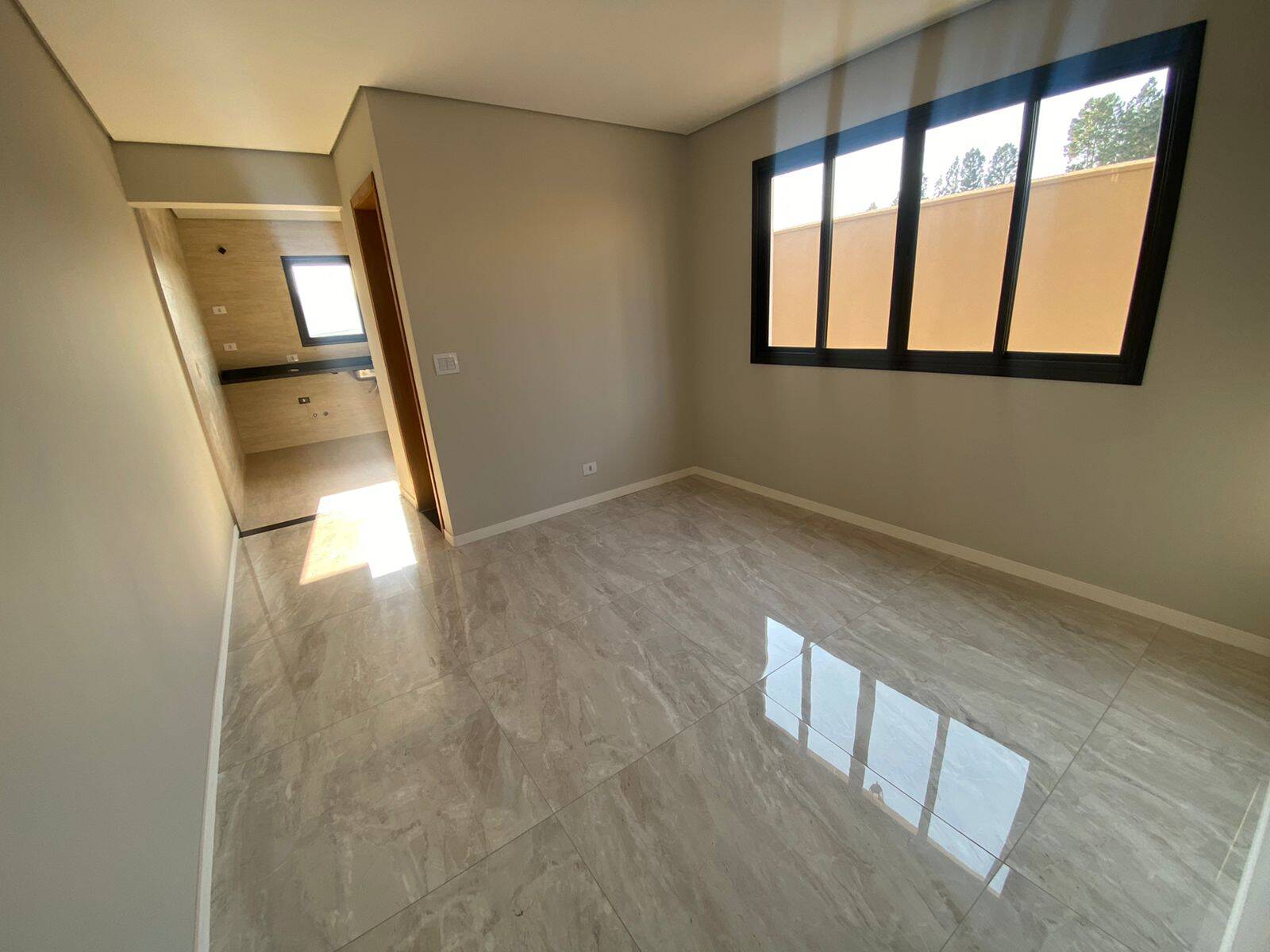 #972 - Casa para Venda em São Roque - SP