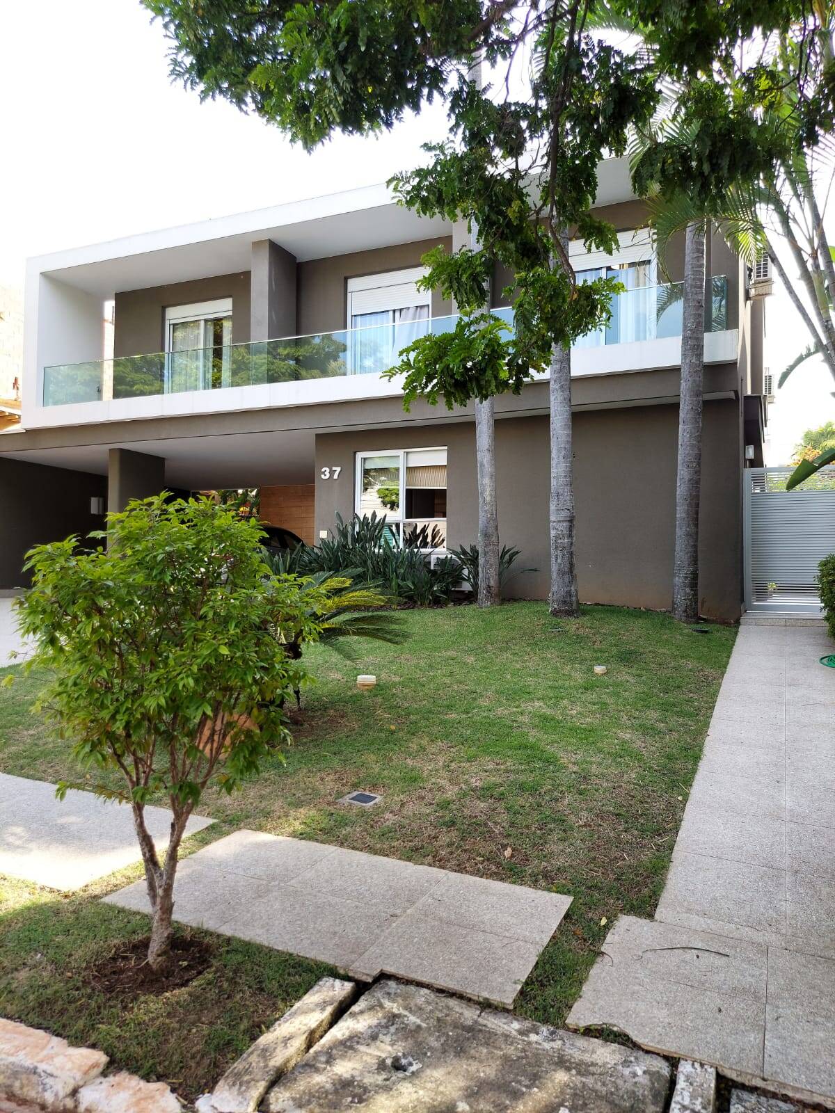 #1018 - Casa em condomínio para Locação em Barueri - SP