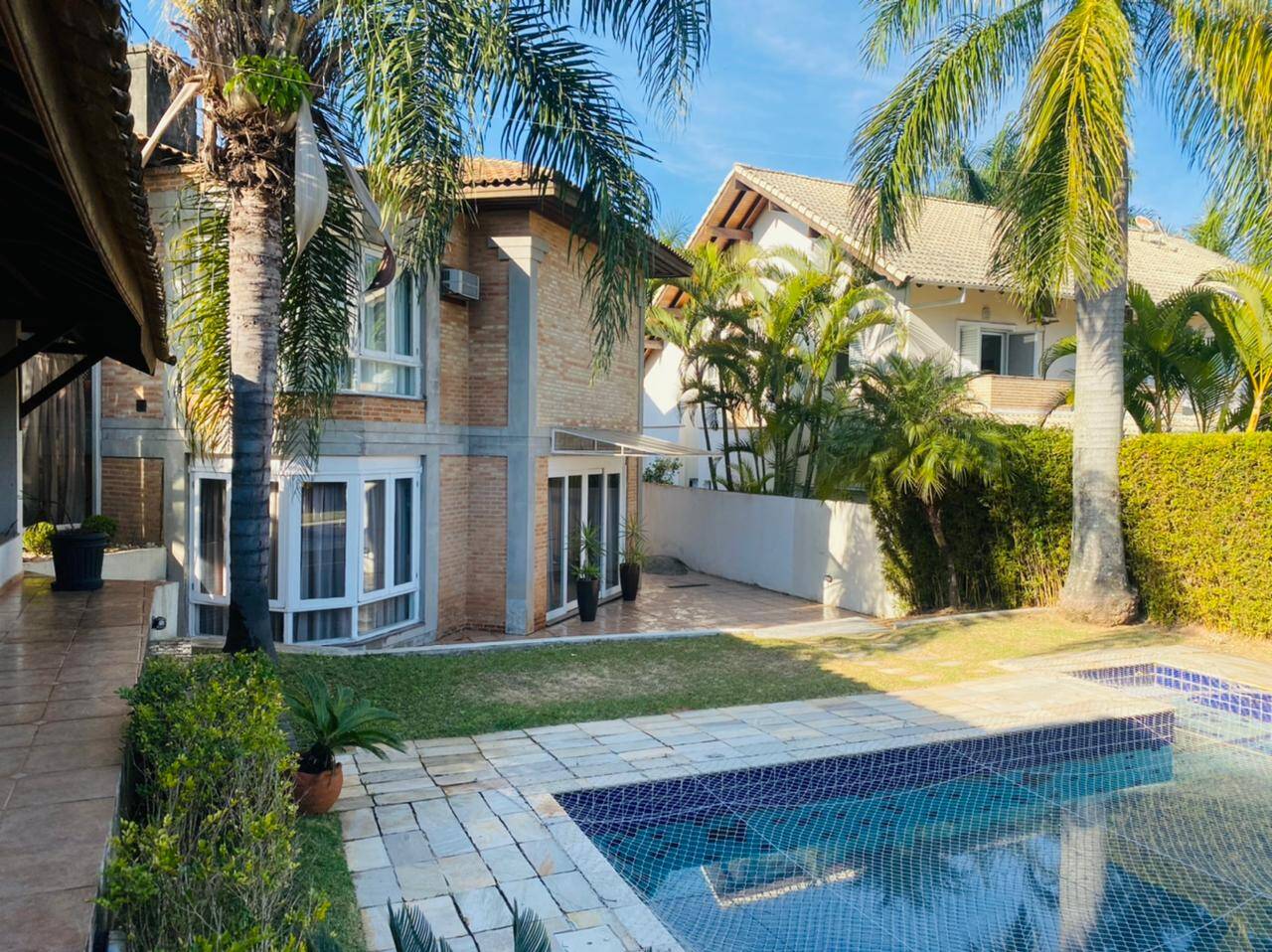 #166 - Casa em condomínio para Venda em Santana de Parnaíba - SP