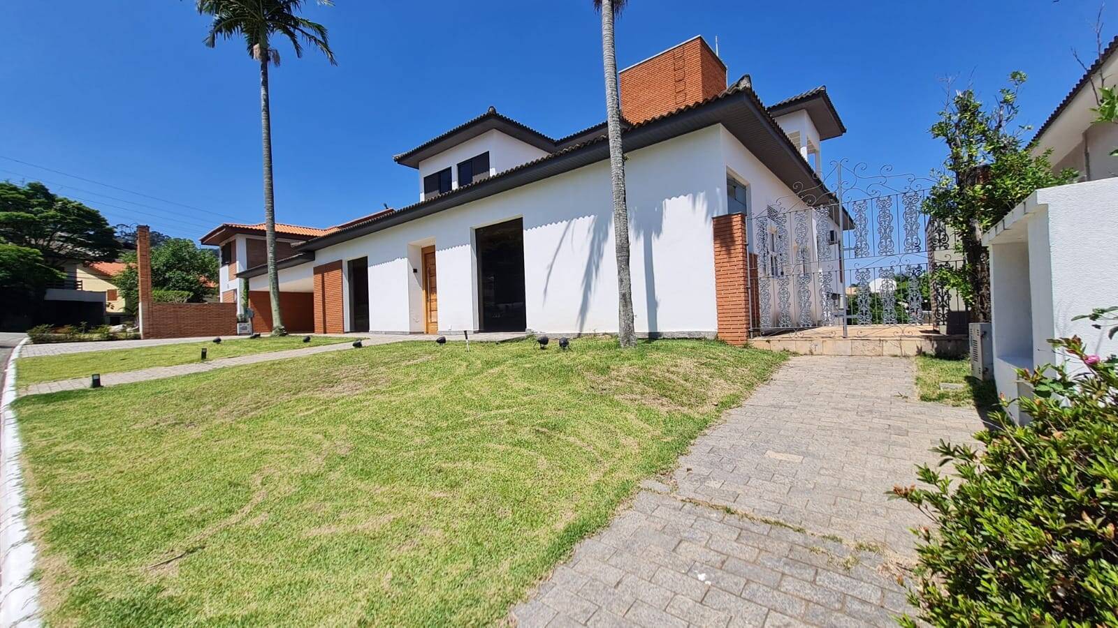 #1346 - Casa em condomínio para Venda em Barueri - SP