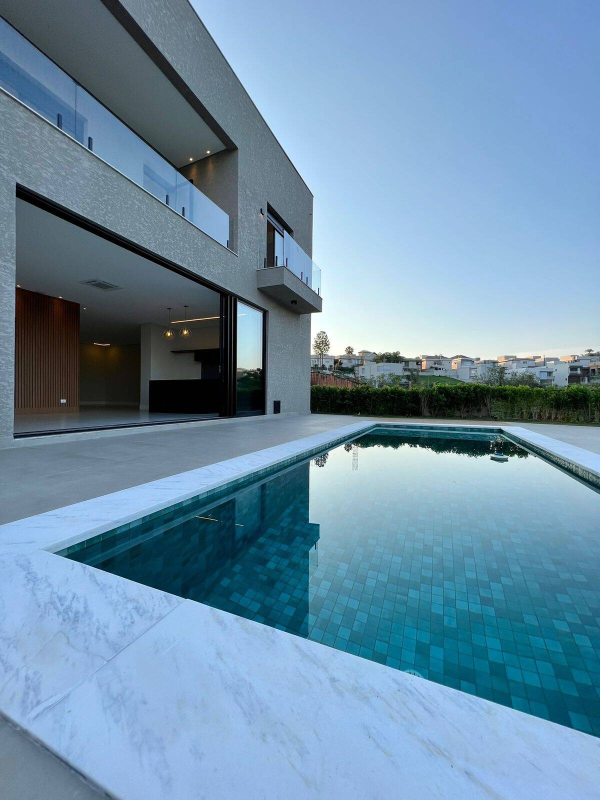 #1357 - Casa para Venda em Santana de Parnaíba - SP