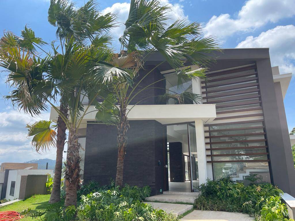 #1376 - Casa em condomínio para Venda em Santana de Parnaíba - SP