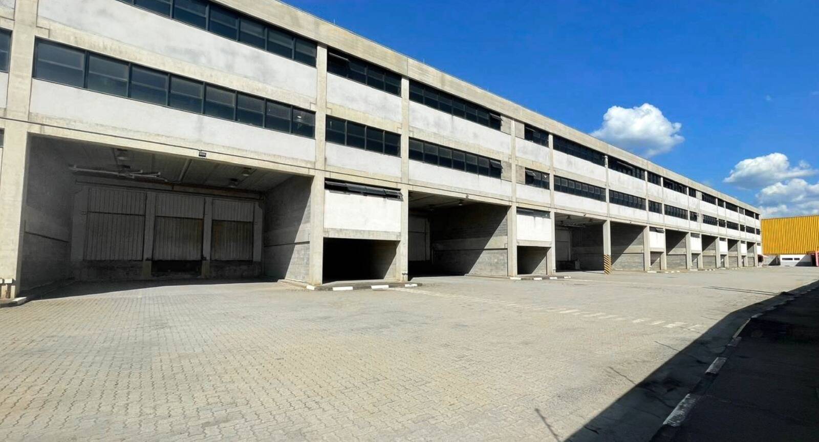 #1414 - Galpão para Locação em Araçariguama - SP