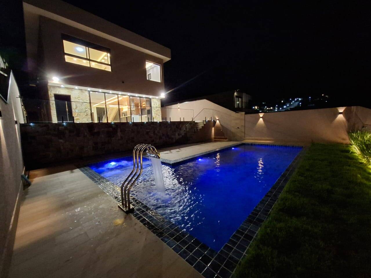 #1496 - Casa em condomínio para Venda em Santana de Parnaíba - SP