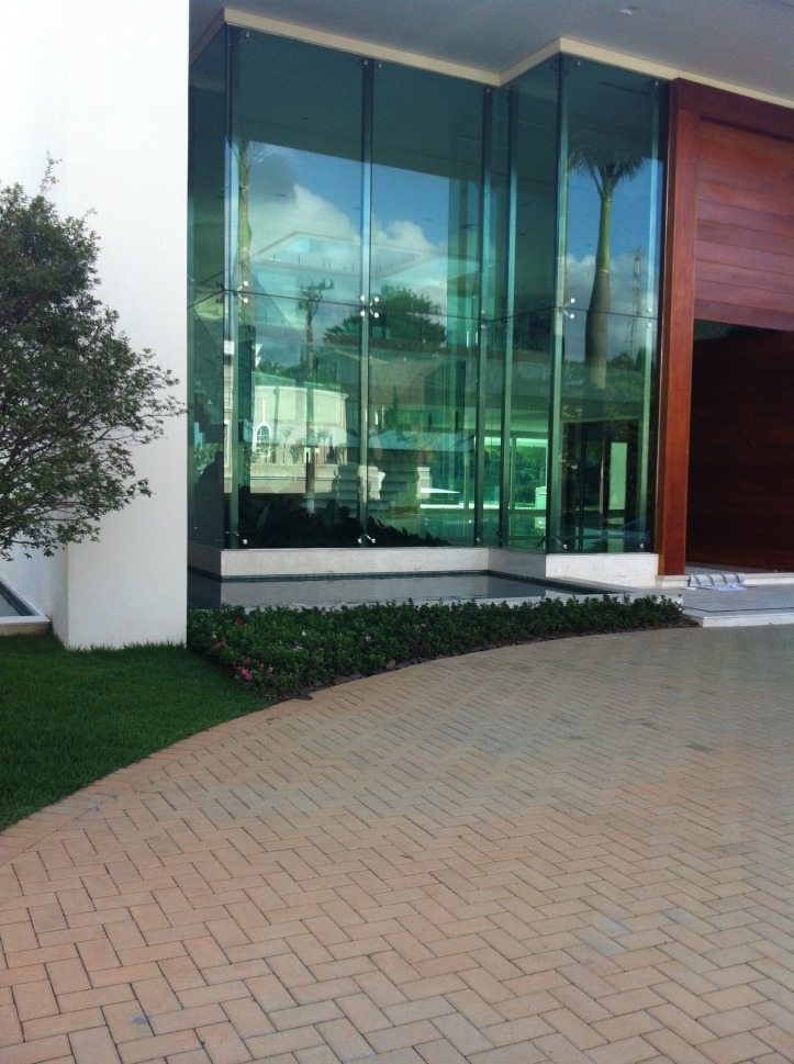 #172 - Casa em condomínio para Venda em Santana de Parnaíba - SP