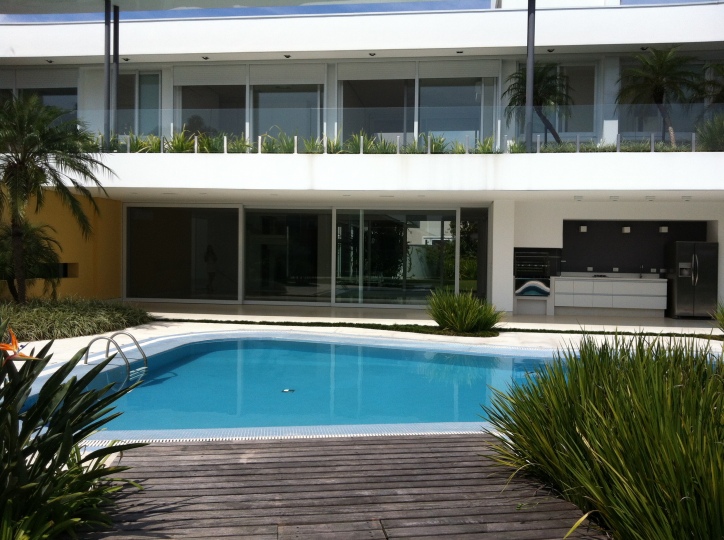 #205 - Casa em condomínio para Venda em Barueri - SP