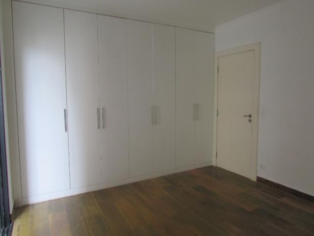 Apartamento para Venda em ALPHAVILLE - 19