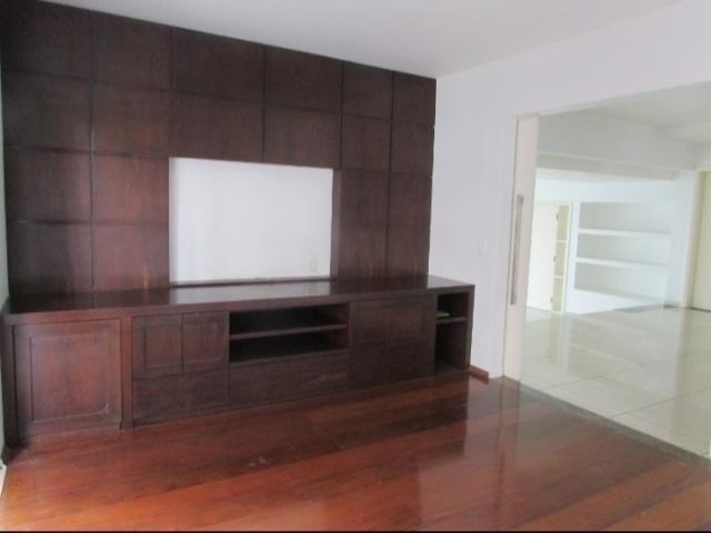 Apartamento para Venda em ALPHAVILLE - 22