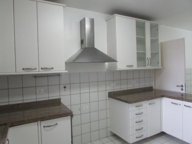 Apartamento para Venda em ALPHAVILLE - 7