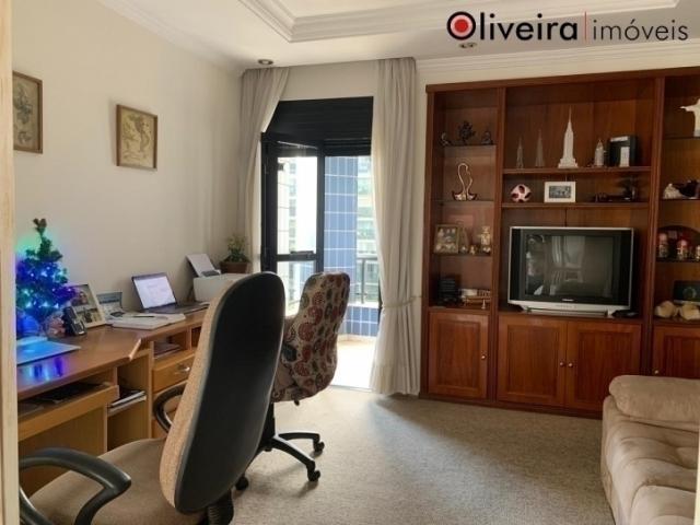 Apartamento para Venda em ALPHAVILLE - 10