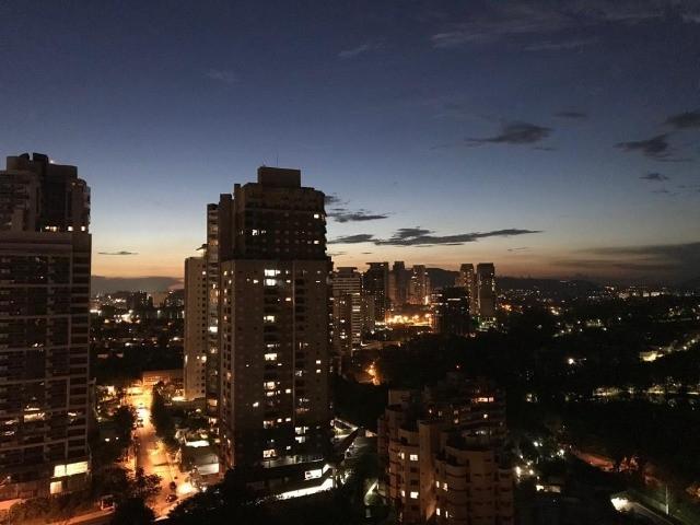 Apartamento para Venda em Melville Empresarial II - 16