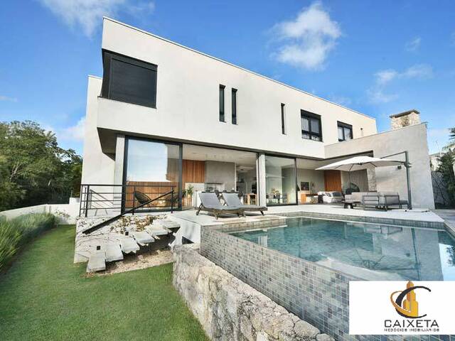 Casa em condomínio para Venda em Santana de Parnaíba - 2