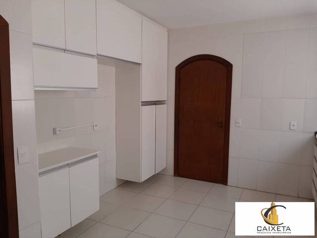 Casa em condomínio para Venda em Santana de Parnaíba - 4
