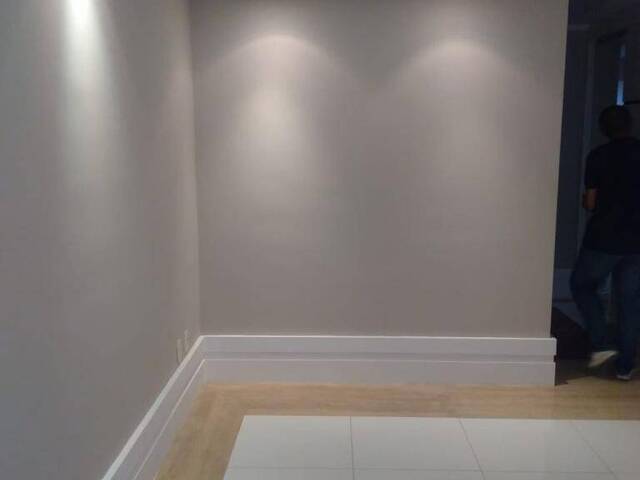 Apartamento para Venda em ALPHAVILLE - 12
