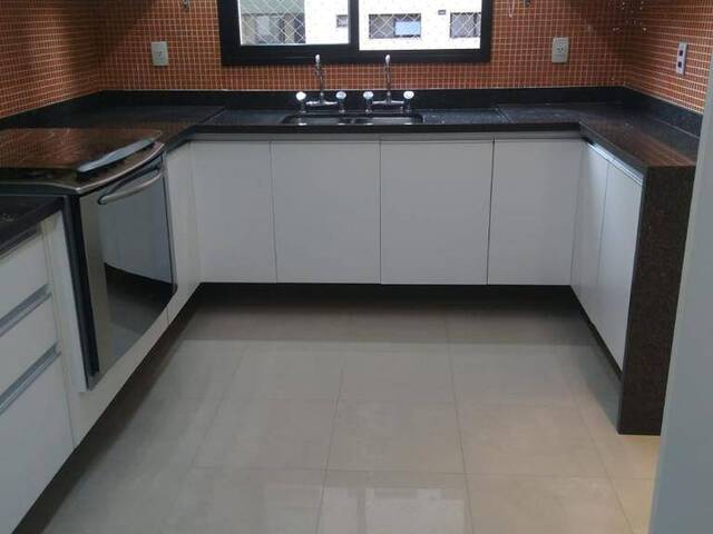 Apartamento para Venda em ALPHAVILLE - 18