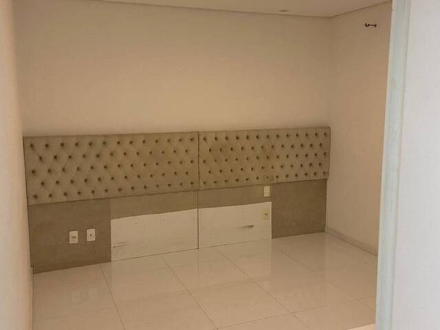 Apartamento para Locação em TAMBORÉ - 9