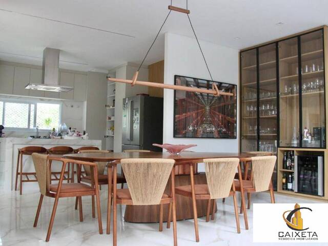 #857 - Casa em condomínio para Venda em Santana de Parnaíba - SP