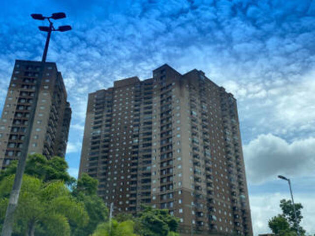 Apartamento para Venda em Jardim Tupanci - 13