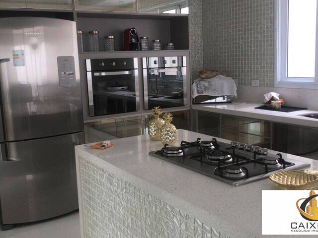 #875 - Casa em condomínio para Venda em Santana de Parnaíba - SP