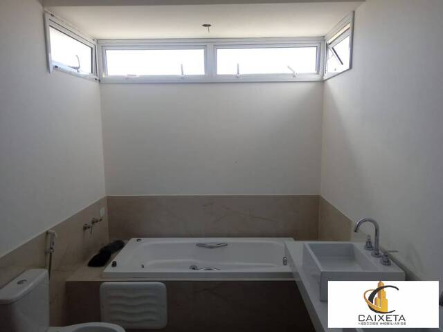 Casa em condomínio para Venda em Alphaville - 23