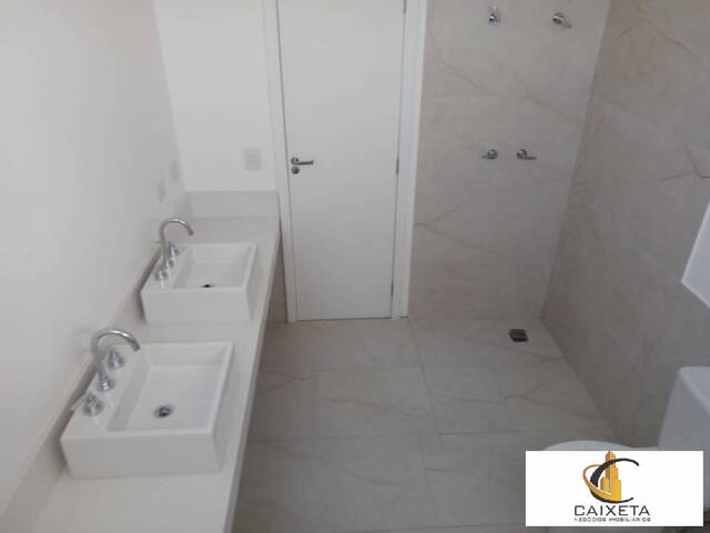 Casa em condomínio para Venda em Alphaville - 24
