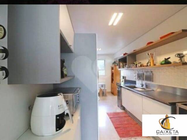 Apartamento para Venda em PINHEIROS - 11