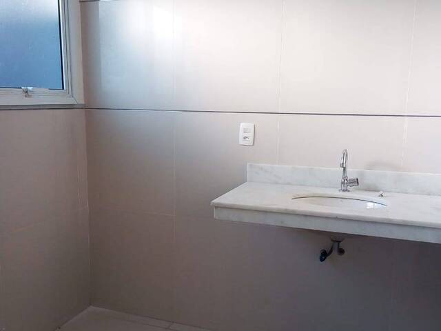 Casa para Venda em Alphaville - 13