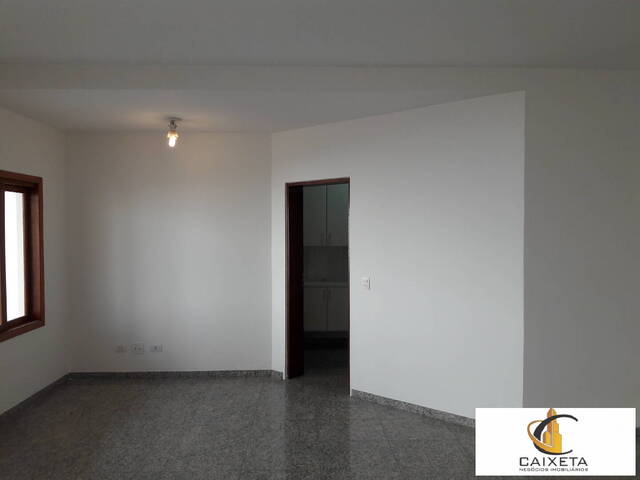 Casa para Locação em Alphaville - 24