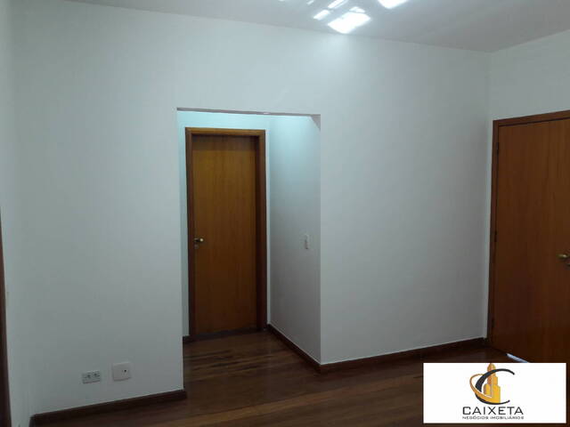 Casa para Locação em Alphaville - 30