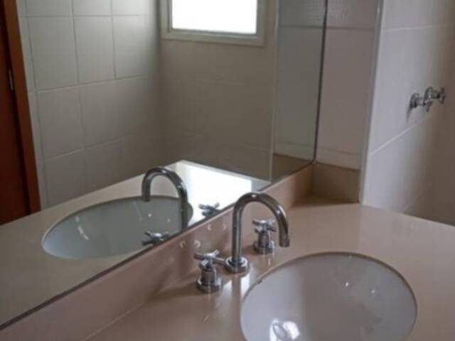 Apartamento para Venda em TAMBORÉ - 15