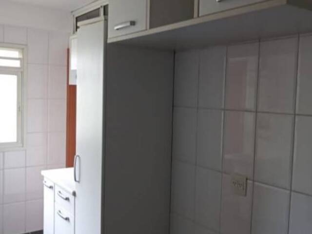 Apartamento para Venda em Santana de Parnaíba - 4