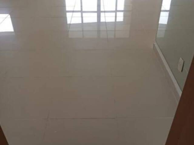 Apartamento para Venda em TAMBORÉ - 11