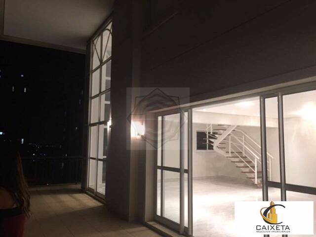 Apartamento para Venda em ALPHAVILLE - 10