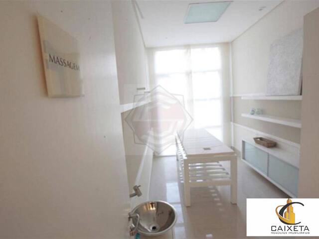 Apartamento para Venda em ALPHAVILLE - 37