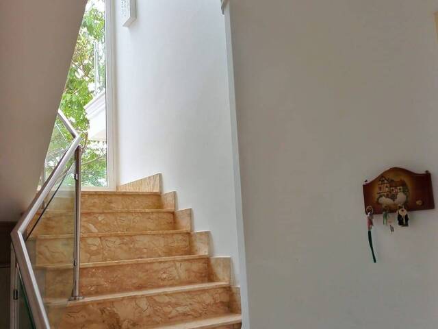 ESCADA ACESSO A GARAGEM