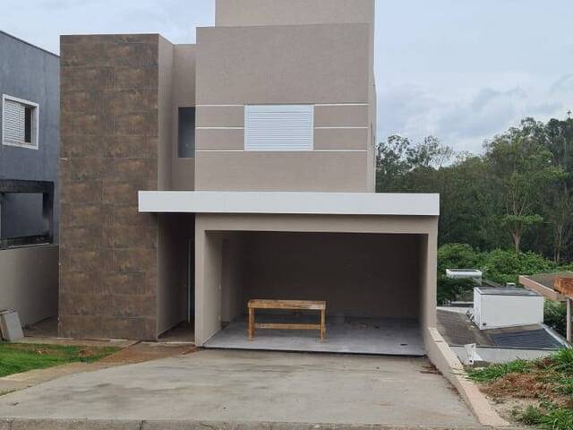 #998 - Casa em condomínio para Venda em Santana de Parnaíba - SP
