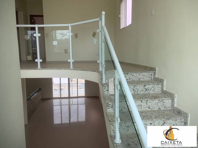 Casa em condomínio para Venda em Suru - 9