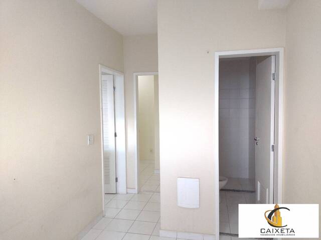 Apartamento para Locação em Jardim Tupanci - 11