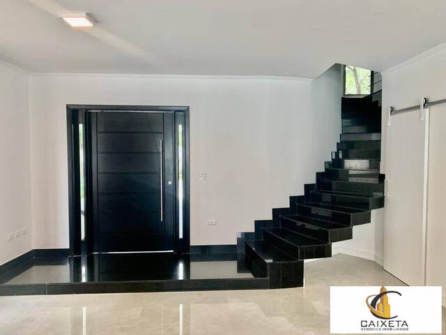 Casa em condomínio para Venda em Santana de Parnaíba - 2