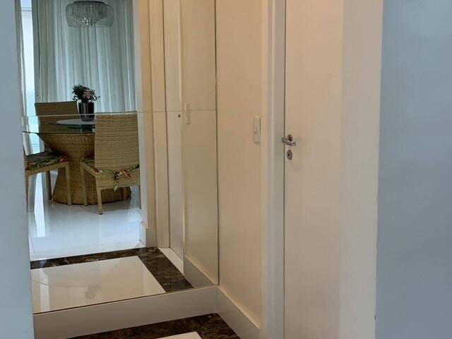 Apartamento para Venda em TAMBORÉ - 10