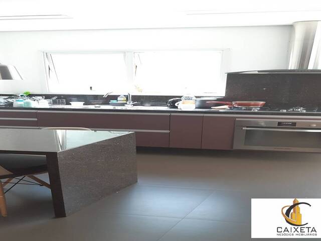 Casa para Venda em TAMBORÉ - 31