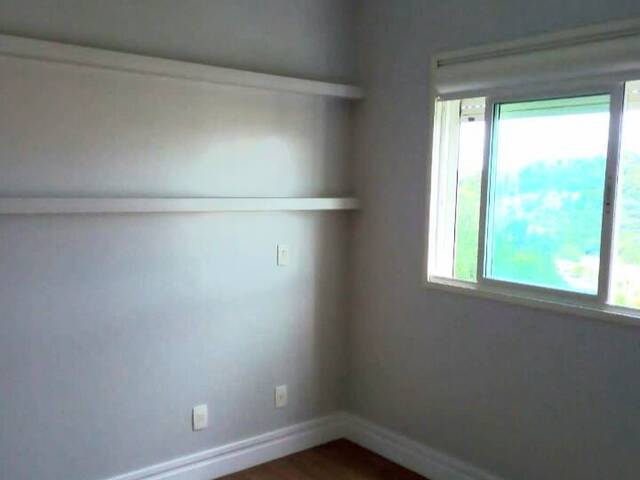 Apartamento para Venda em TAMBORÉ - 22