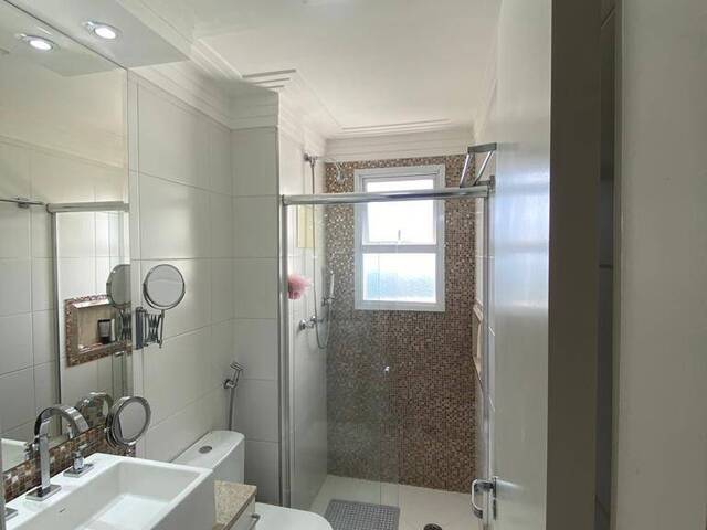 Apartamento para Venda em TAMBORÉ - 38