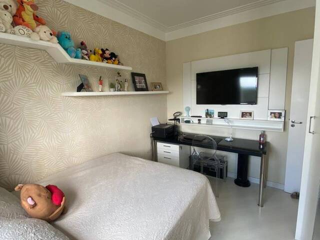 Apartamento para Venda em TAMBORÉ - 28