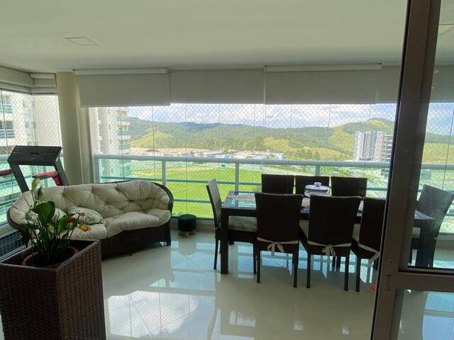 Apartamento para Venda em TAMBORÉ - 44
