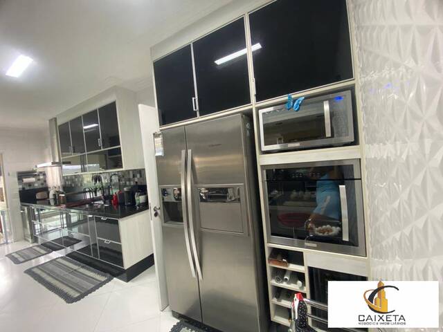 Apartamento para Venda em TAMBORÉ - 15